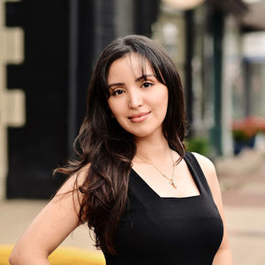 Meet your Posher, Itzel